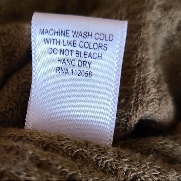 ZENANA Size Small Dark Green Cozy Brushed Oversized Thermal Waffle Knit Sweater - Picture 9 of 11